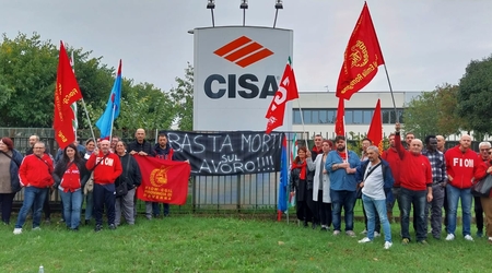 Sicurezza sul lavoro: oggi lo sciopero del settore metalmeccanico proclamato da Fim Cisl, Fiom Cgil, Uilm Uil.&nbsp;Questo pomeriggio si &egrave; svolto un presidio a Faenza davanti alla sede della Cisa